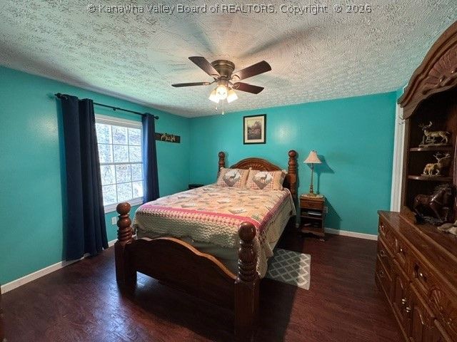 122 Terrace Lane, Alum Creek, WV 25003