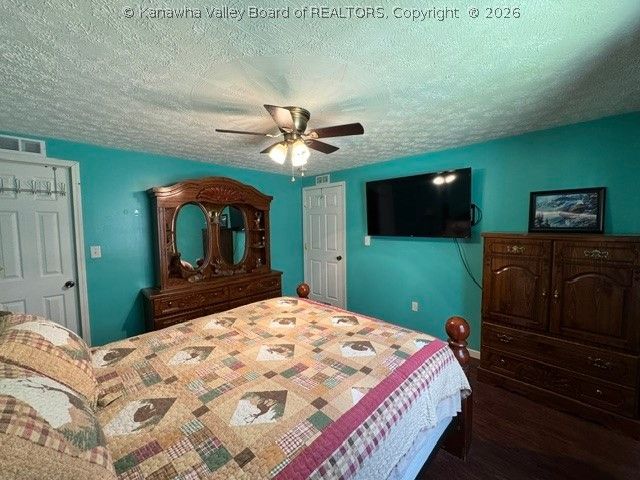 122 Terrace Lane, Alum Creek, WV 25003