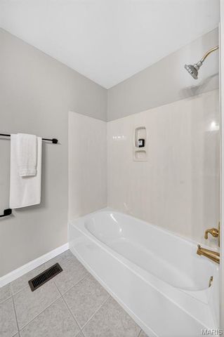 112 Wake Forest Place, O'fallon, MO 63368