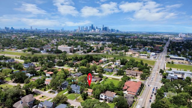 3735 Rio Vista Street, Houston, TX 77021