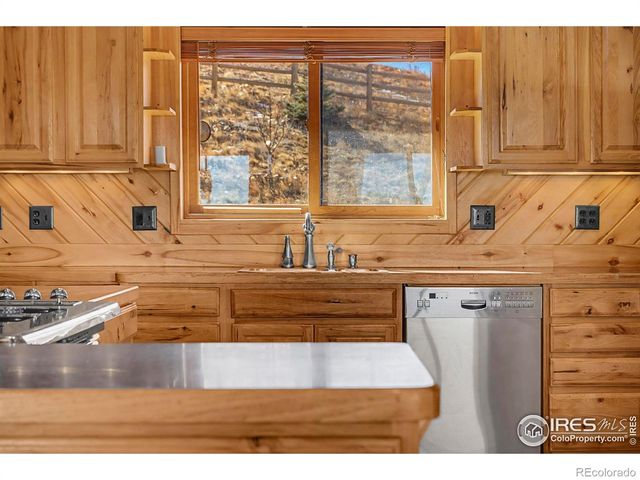 905 Stratton Park Road, Bellvue, CO 80512