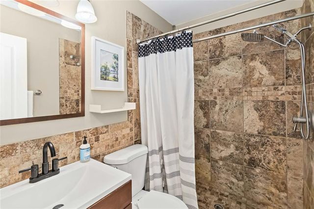 210 WADE STREET, Winter Springs, FL 32708