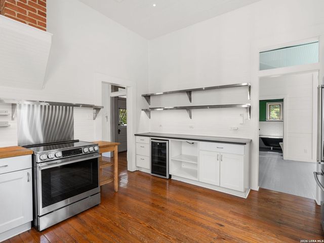 318 Sadie Street, San Antonio, TX 78210