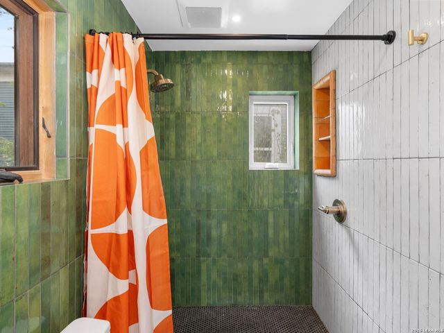 318 Sadie Street, San Antonio, TX 78210