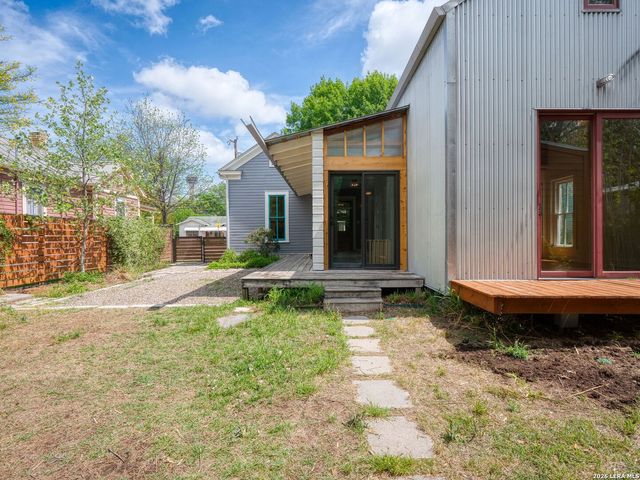 318 Sadie Street, San Antonio, TX 78210