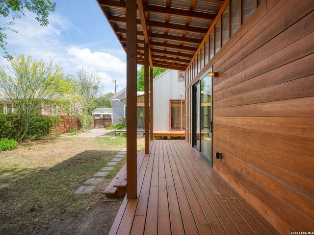 318 Sadie Street, San Antonio, TX 78210