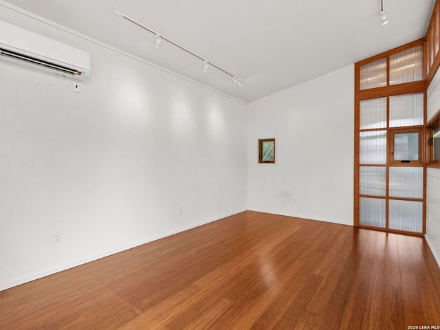 318 Sadie Street, San Antonio, TX 78210