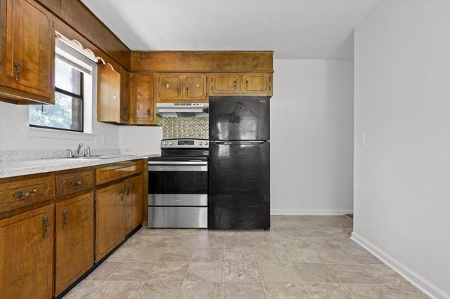 555 E Garden Farm Road, Rossville, GA 30741