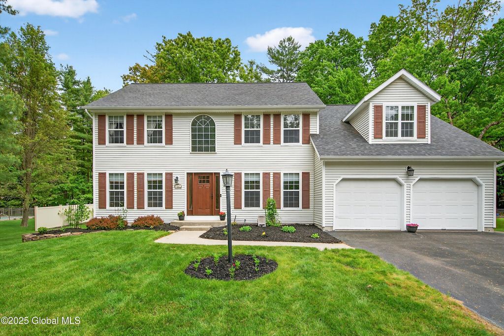 660 Stark Terrace, Milton, NY 12020