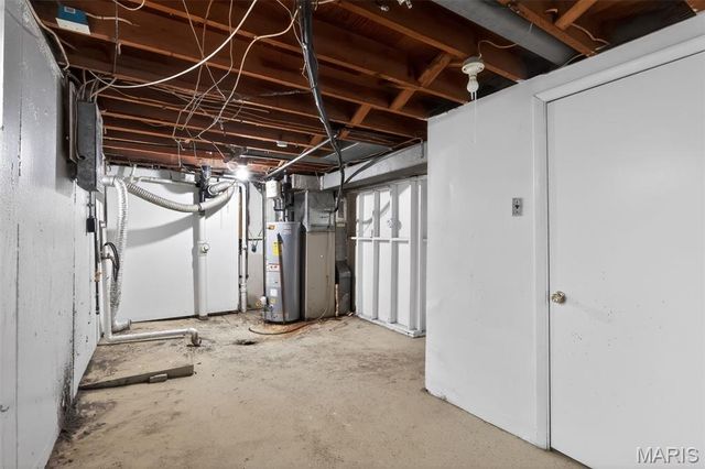 9850 Monarch Drive, St Louis, MO 63136