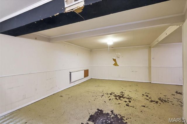 9850 Monarch Drive, St Louis, MO 63136