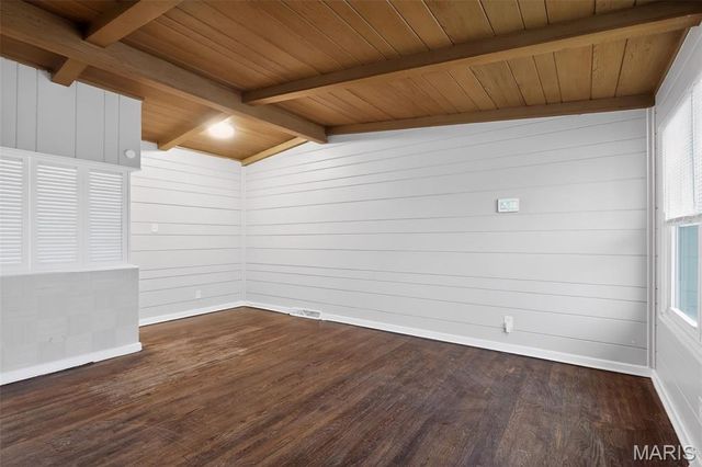 9850 Monarch Drive, St Louis, MO 63136