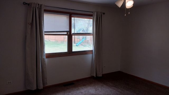 5420 Hillside Drive, Mchenry, IL 60050