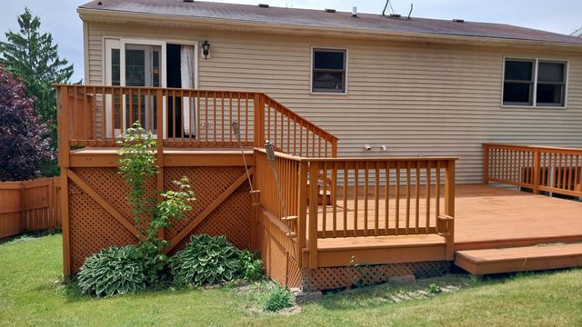 5420 Hillside Drive, Mchenry, IL 60050