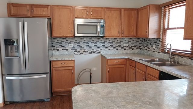 5420 Hillside Drive, Mchenry, IL 60050