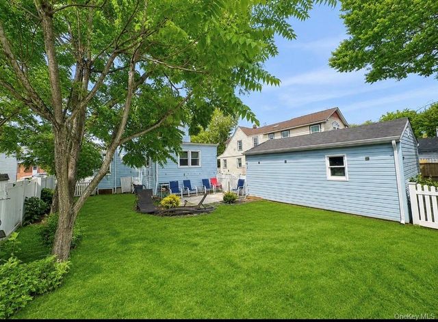 72 George Street, Babylon, NY 11702