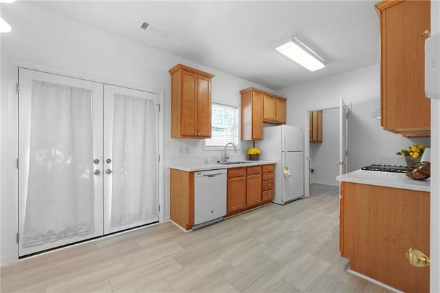3309 Raes Creek Road 13, Marietta, GA 30008
