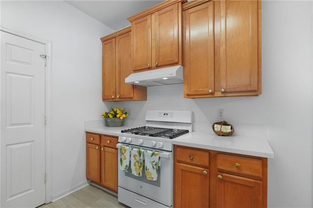 3309 Raes Creek Road 13, Marietta, GA 30008