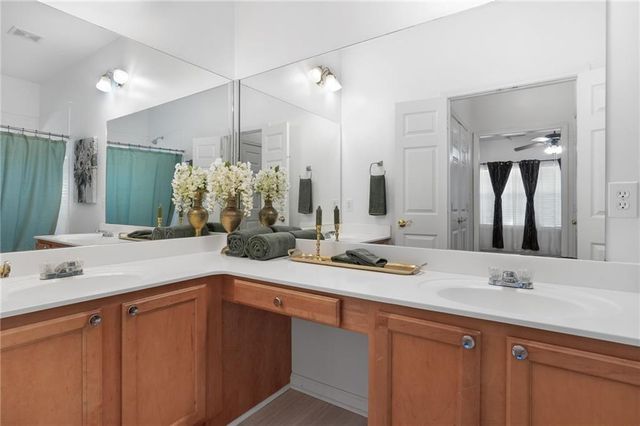 3309 Raes Creek Road 13, Marietta, GA 30008