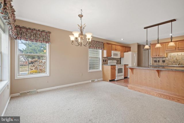 127 RIVER BEND PARK, Lancaster, PA 17602