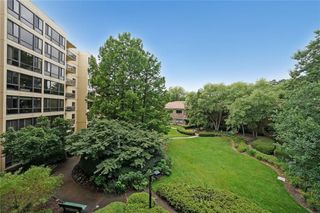 1800 Clairmont Lake 313, Decatur, GA 30033