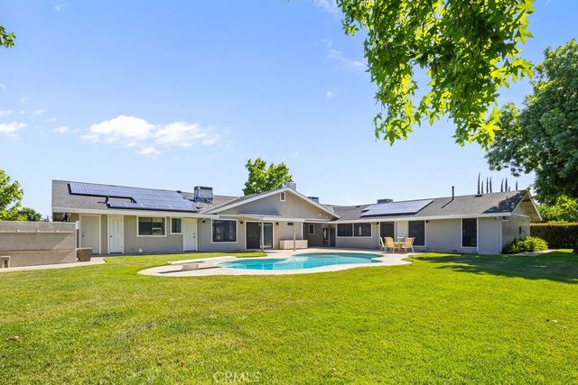2698 E South Bear Creek, Merced, CA 95340
