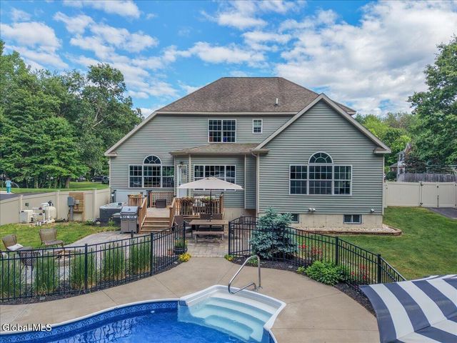 9 Benedict Court, Ballston Spa, NY 12020