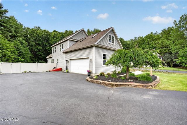9 Benedict Court, Ballston Spa, NY 12020