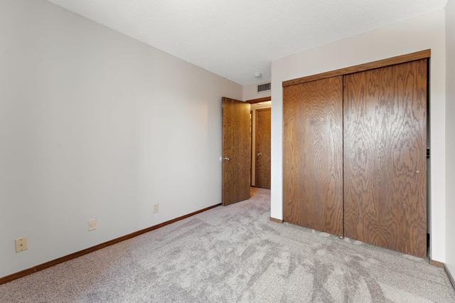 311 Pleasant Avenue 502, Saint Paul, MN 55102