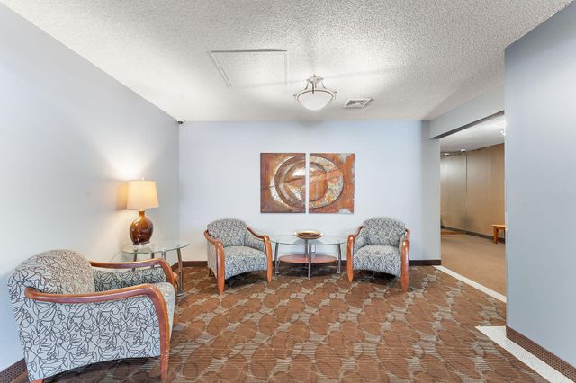 311 Pleasant Avenue 502, Saint Paul, MN 55102