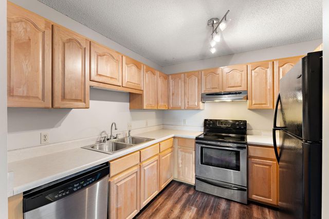 311 Pleasant Avenue 502, Saint Paul, MN 55102