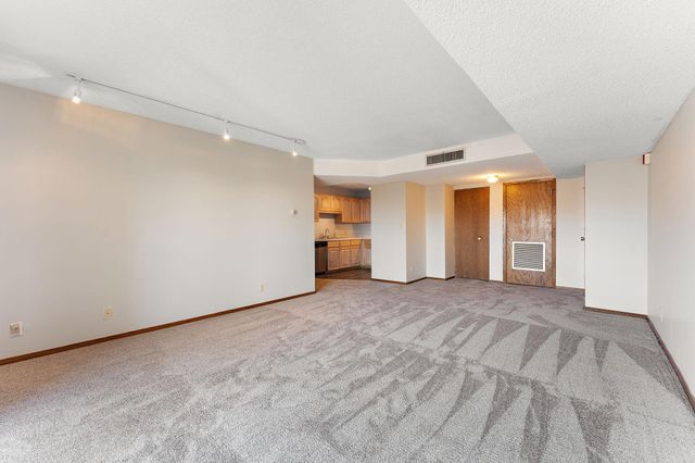 311 Pleasant Avenue 502, Saint Paul, MN 55102