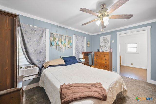 1007 W Avenue A, Lampasas, TX 76550