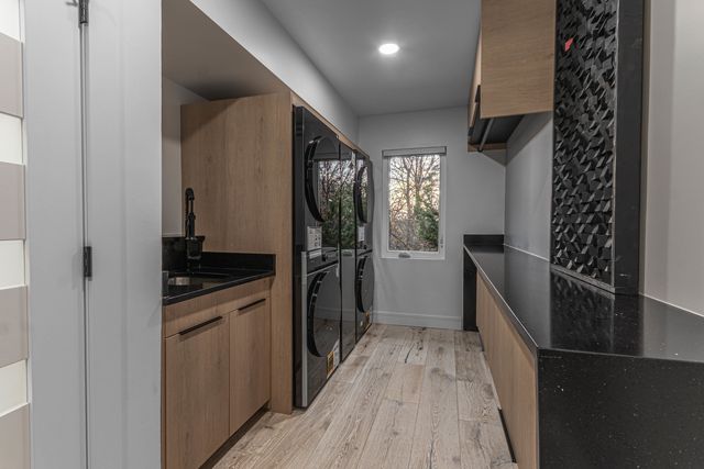 2200 Willow Lane, Rockford, IL 61107