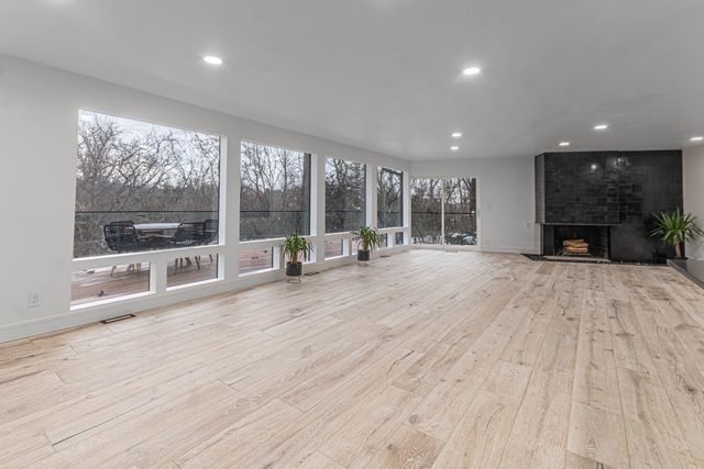 2200 Willow Lane, Rockford, IL 61107