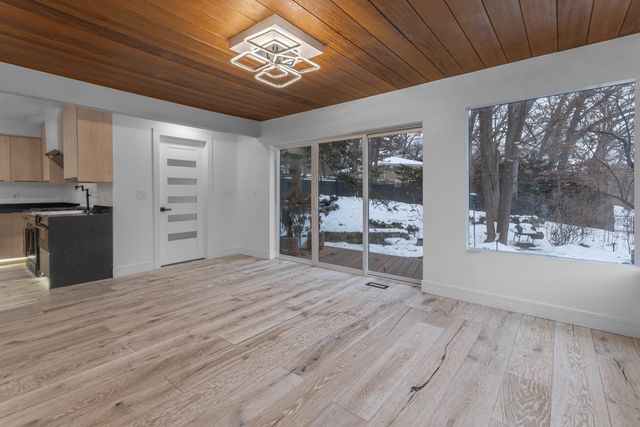 2200 Willow Lane, Rockford, IL 61107