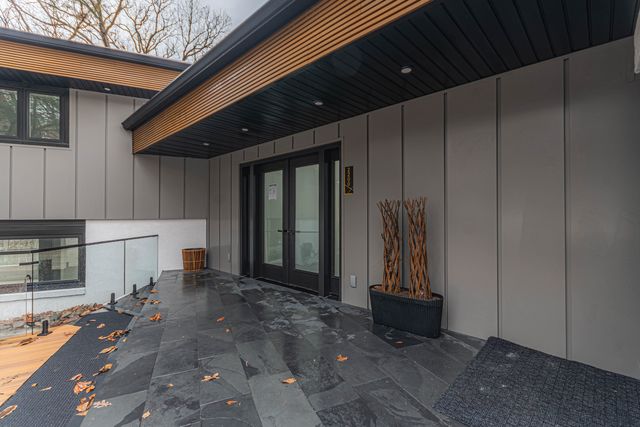 2200 Willow Lane, Rockford, IL 61107