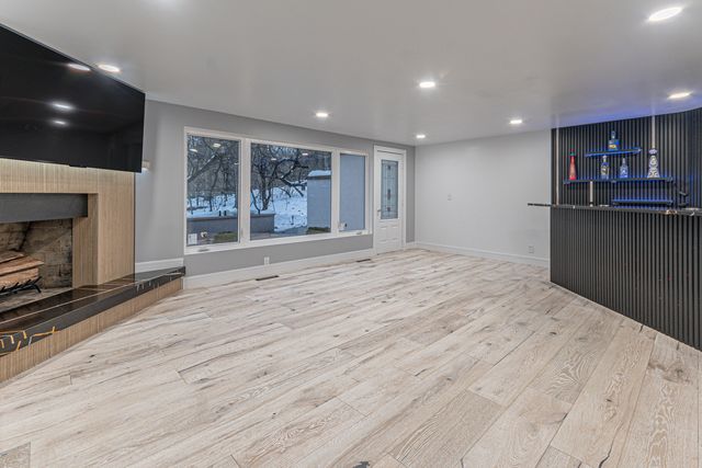 2200 Willow Lane, Rockford, IL 61107