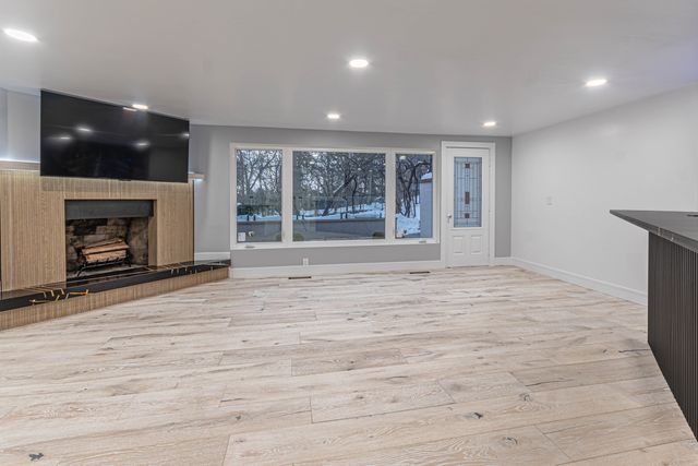 2200 Willow Lane, Rockford, IL 61107