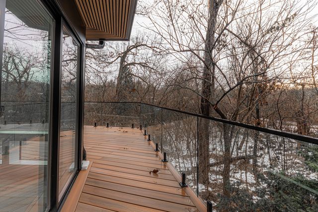 2200 Willow Lane, Rockford, IL 61107