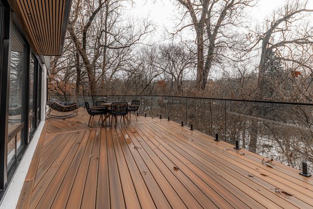 2200 Willow Lane, Rockford, IL 61107