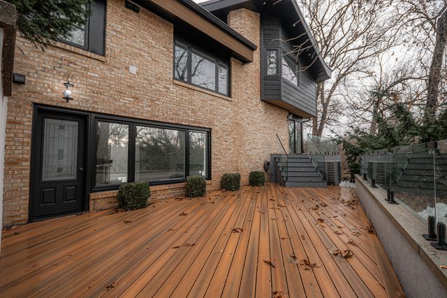 2200 Willow Lane, Rockford, IL 61107