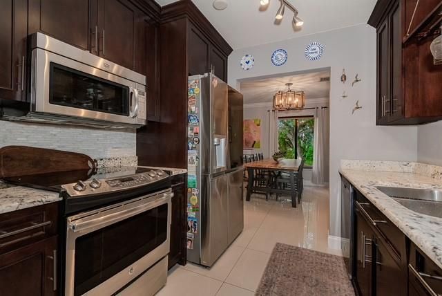 7509 NW 40th Pl, Coral Springs, FL 33065