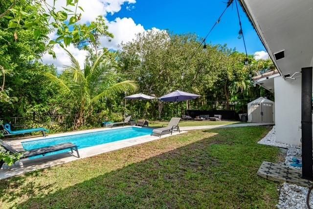 7509 NW 40th Pl, Coral Springs, FL 33065