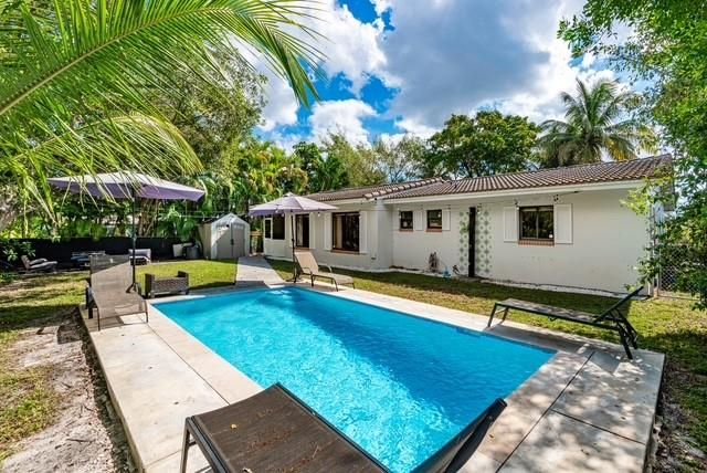 7509 NW 40th Pl, Coral Springs, FL 33065