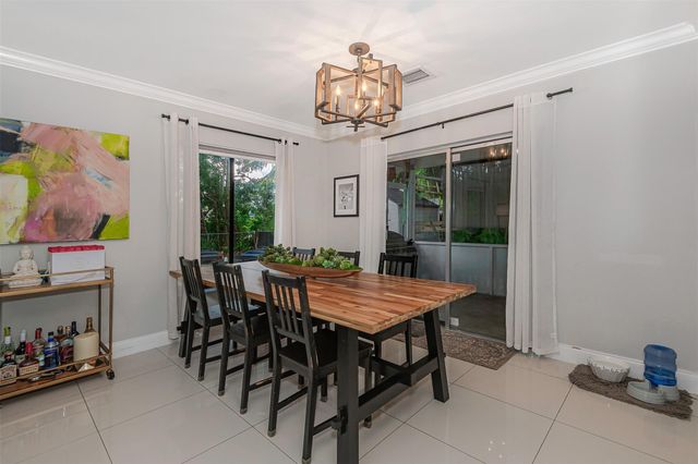 7509 NW 40th Pl, Coral Springs, FL 33065