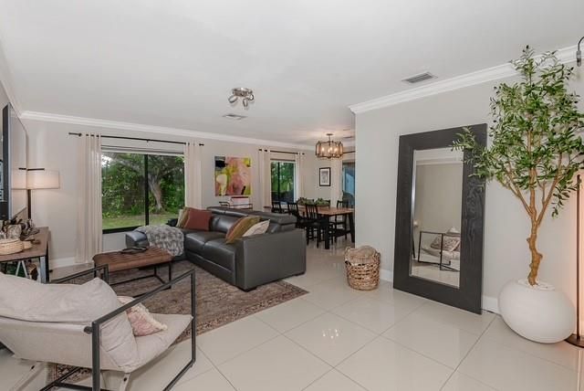 7509 NW 40th Pl, Coral Springs, FL 33065