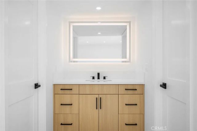 1162 Winchester Avenue K, Glendale, CA 91201