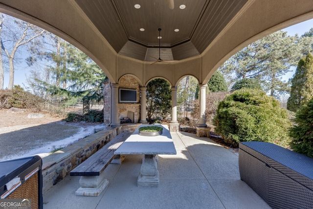 1905 Kathy Whitworth Drive, Braselton, GA 30517