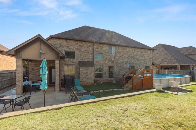 13313 Ambleside Drive, Yukon, OK 73099